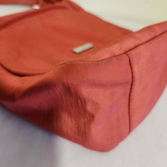 Baggallini Vibrant Melon Medium Size Multi Pocket Cross Body Bag 11X8X4 - Picture 9 of 16